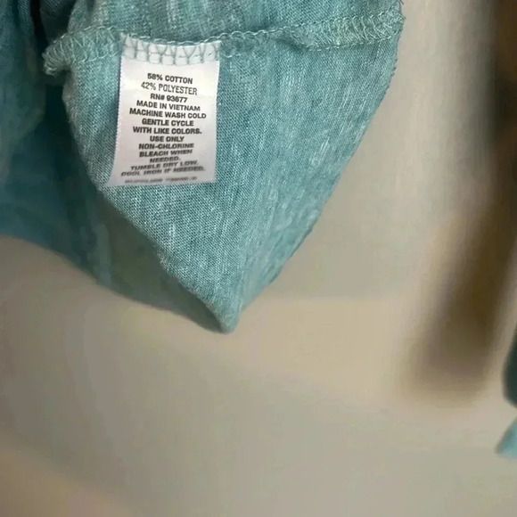 a.n.a Women’s Basic Long Sleeve Crewneck Tee - Picture 5 of 6